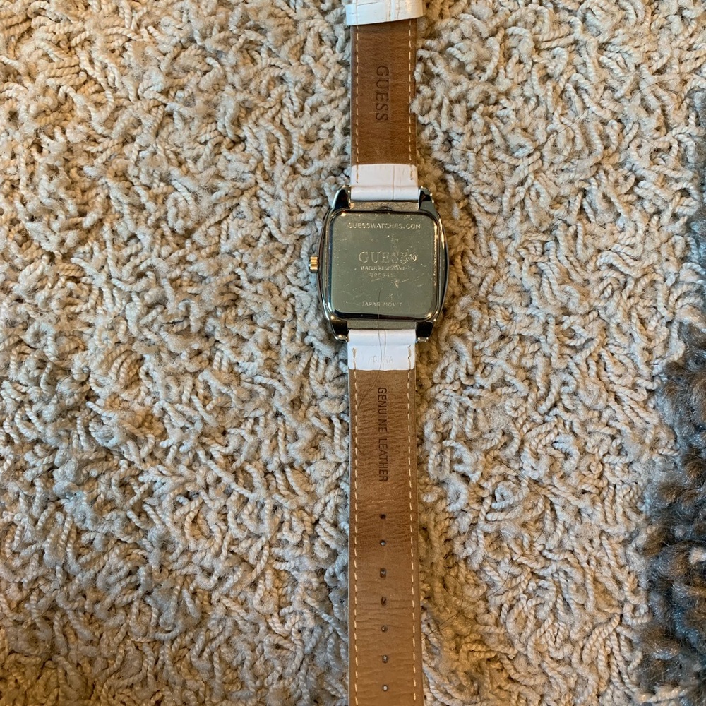 Guess Watch - Picture 3 of 4